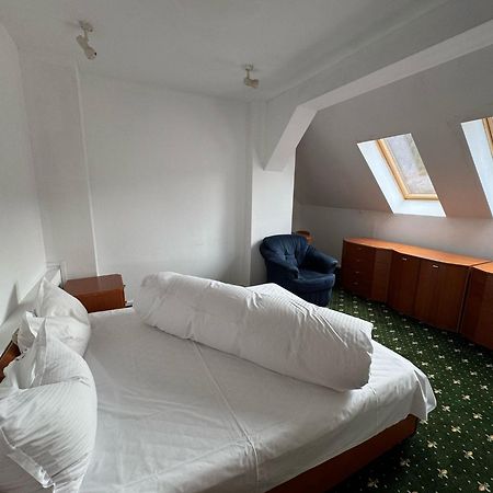 סטאנה דה ואלה Hotel Iadolina מראה חיצוני תמונה