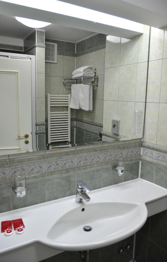 סטאנה דה ואלה Hotel Iadolina מראה חיצוני תמונה