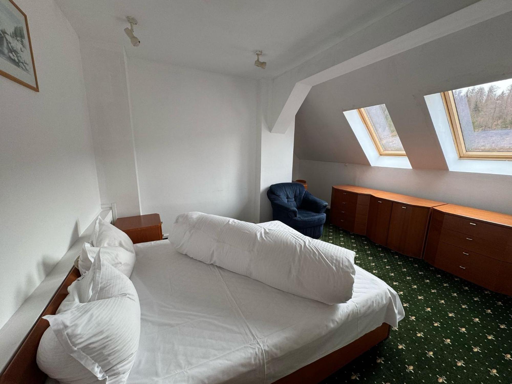 סטאנה דה ואלה Hotel Iadolina מראה חיצוני תמונה